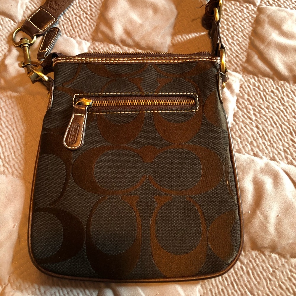 Coach Crossbody Bag - Picture 6 of 7